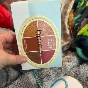 Tarte eyeshadow palette